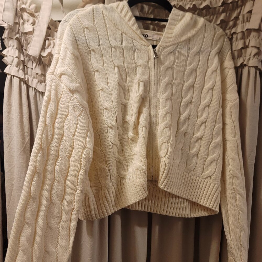 Sonoma from Kohl's cable knit cream zipper sweater